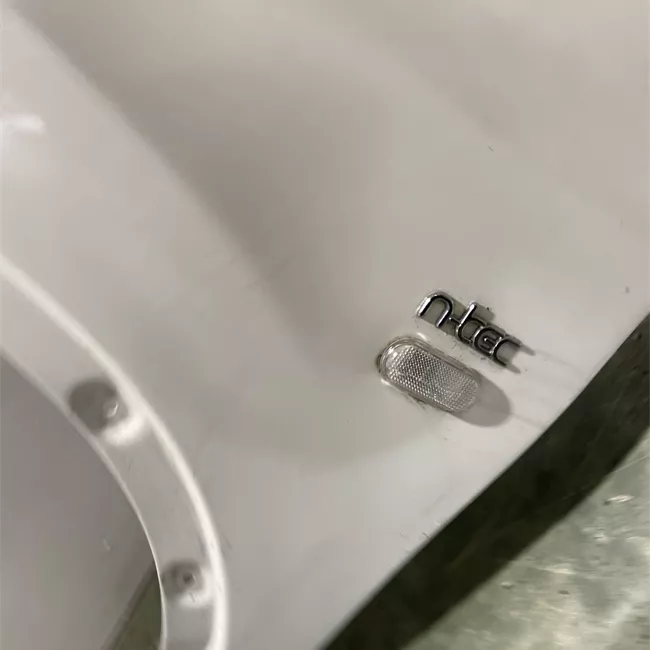 Parafango anteriore sinistro