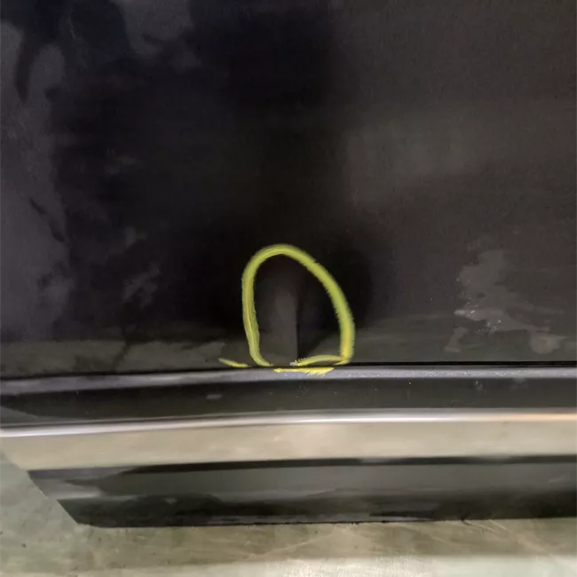 Porta anteriore destra