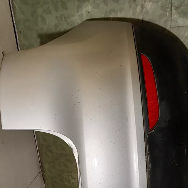 Paraurti posteriore con primer