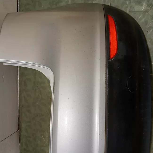 Paraurti posteriore con primer