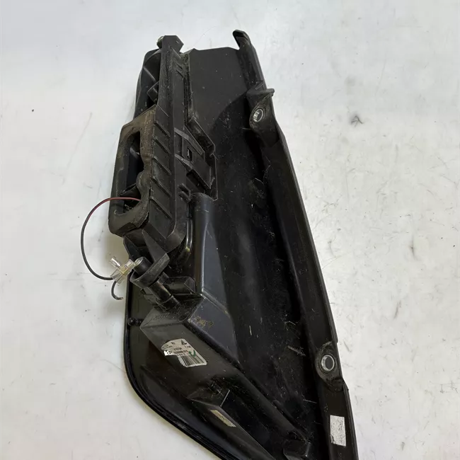 Fanale posteriore destro Racing, Sport