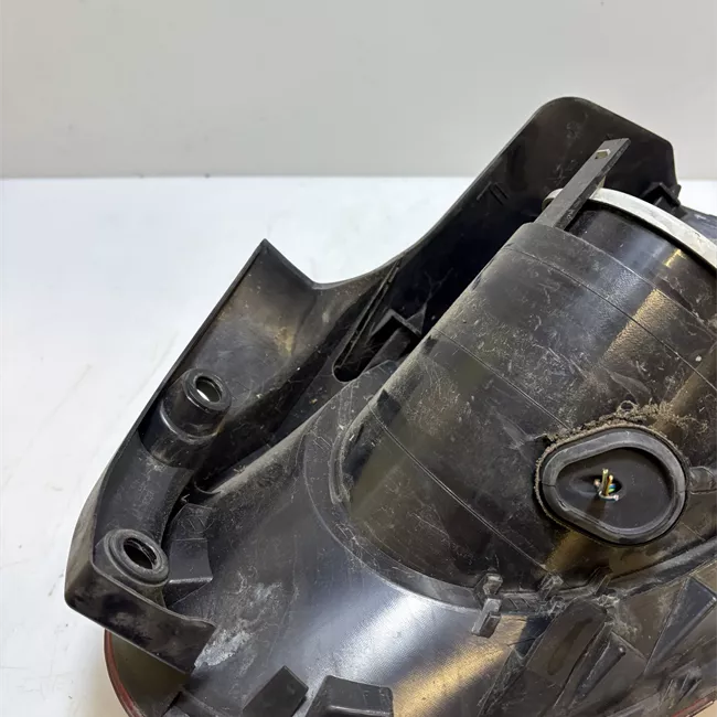 Fanale posteriore sinistro