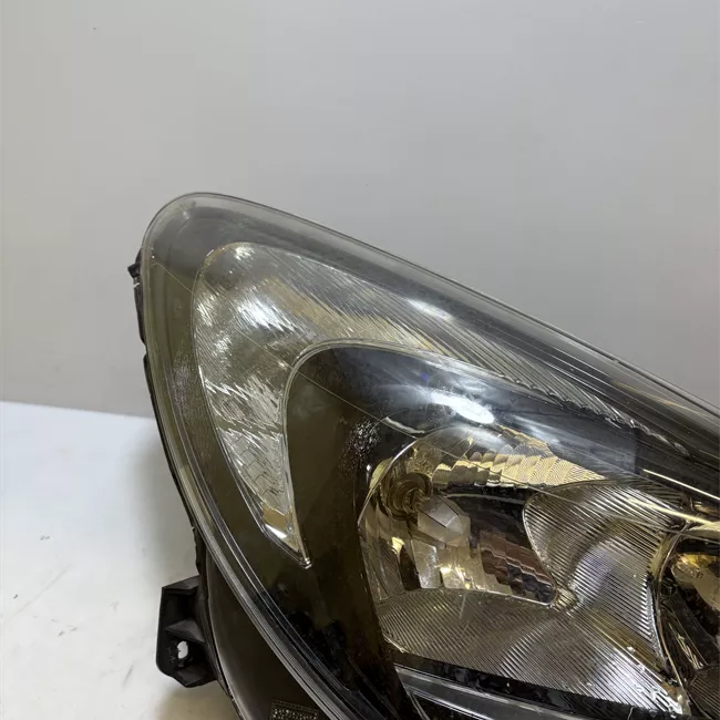 Proiettore destro nero