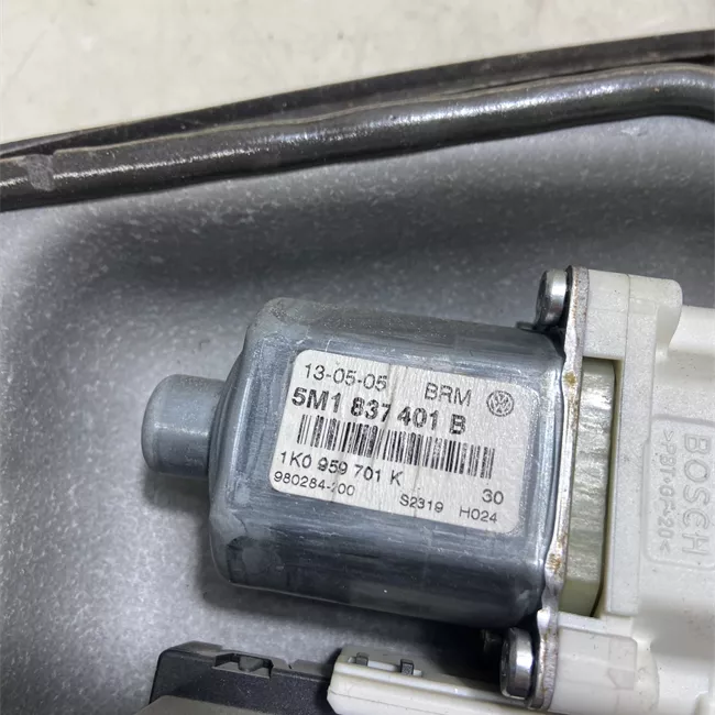 Alzacristallo elettrico porta anteriore destro