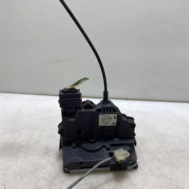 Serratura porta anteriore destra