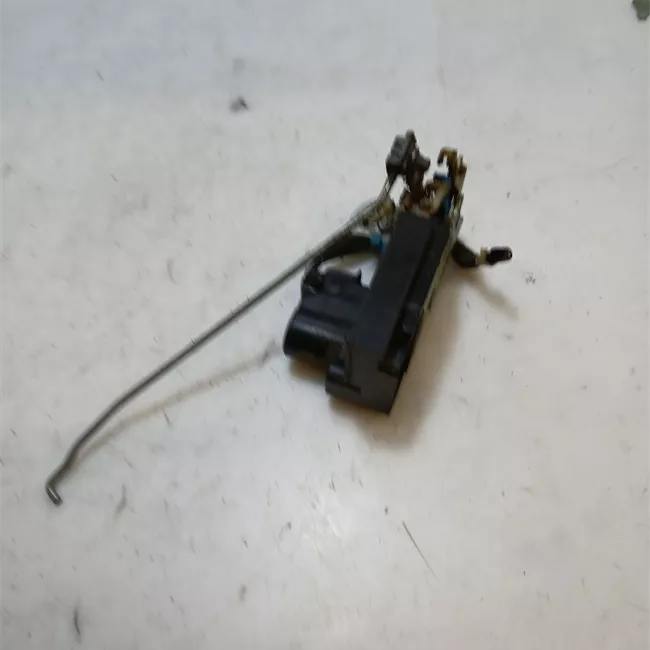 Serratura porta anteriore destra