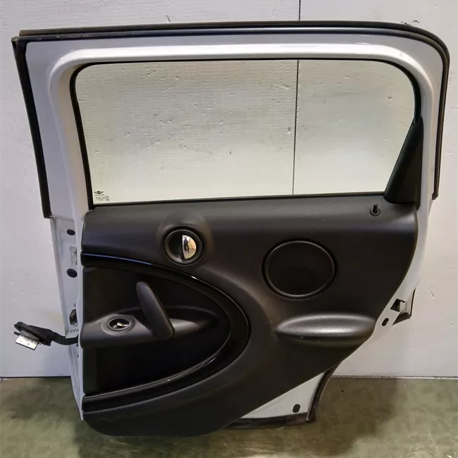 Porta posteriore destra