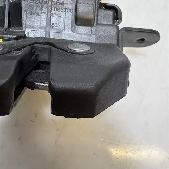 Serratura portello posteriore