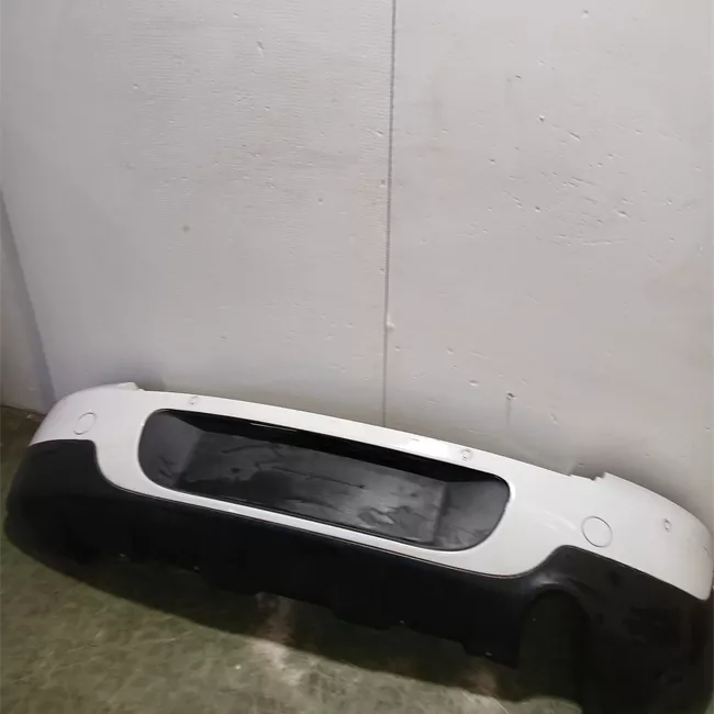 Paraurti posteriore Chrome Line, con sensore parchiusura primer