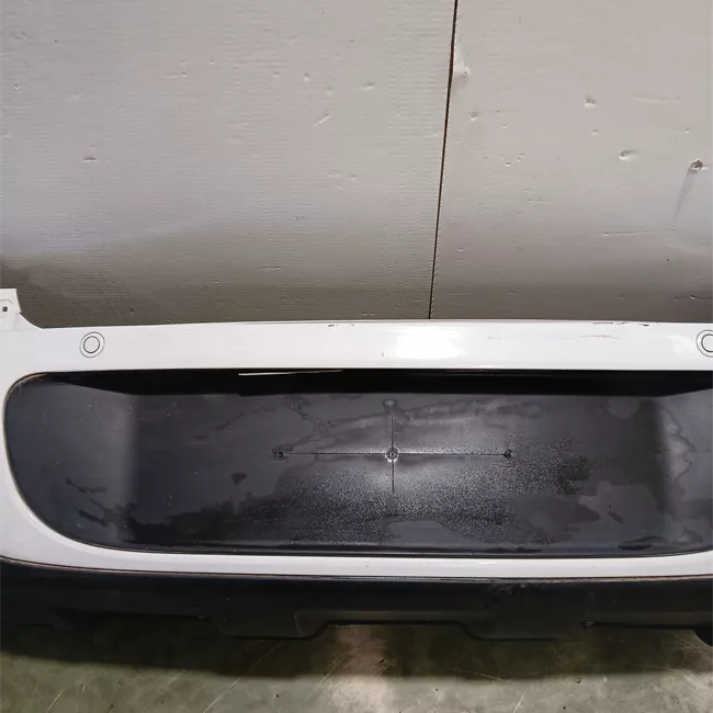 Paraurti posteriore Chrome Line, con sensore parchiusura primer