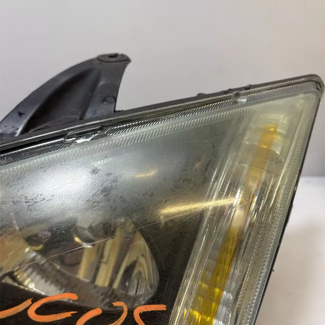 Proiettore sinistro con indicatore lat direz con cornice