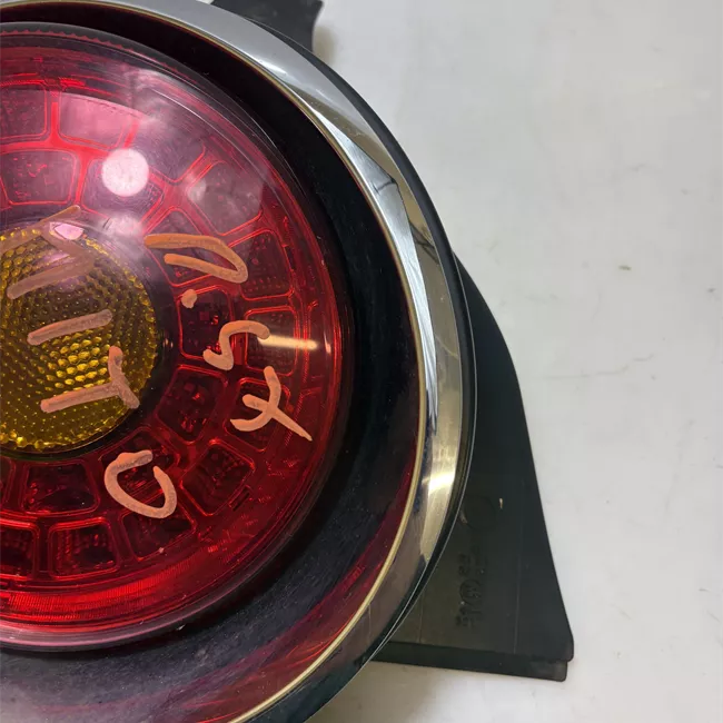 Fanale posteriore sinistro