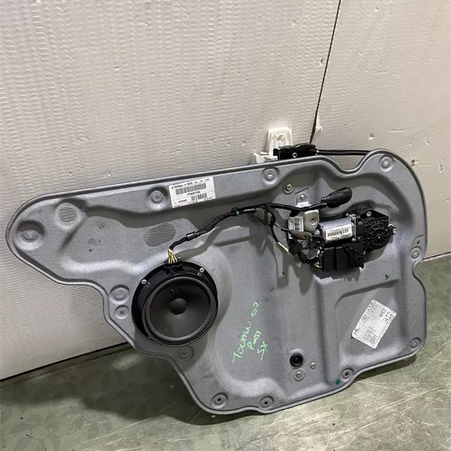 Alzacristallo elettrico porta posteriore sinistro