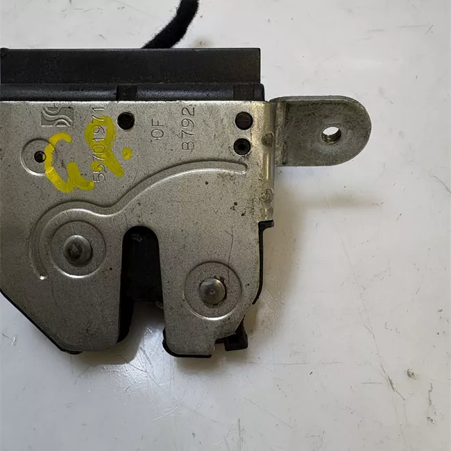 Serratura portello posteriore