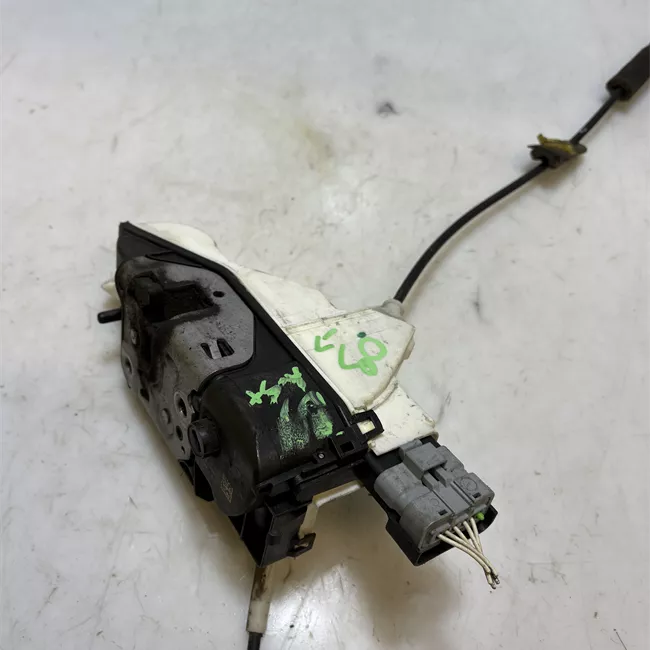 Serratura porta anteriore sinistra