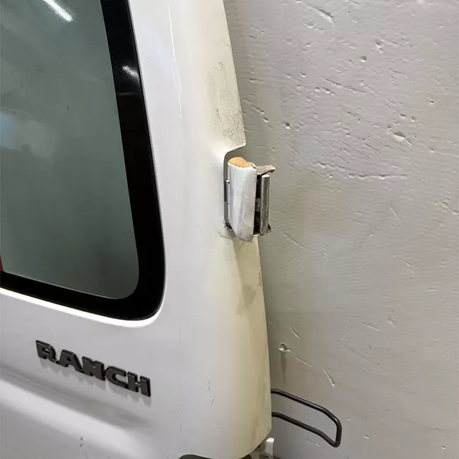 Porta carico posteriore a battente destra senza TERGI