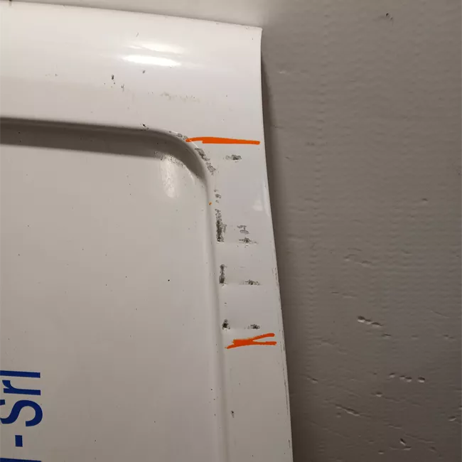 Porta carico posteriore a battente destra apertura 180° lamierata