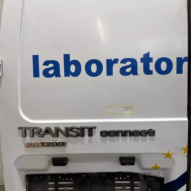 Porta carico posteriore a battente sinistra brac riteg 180°