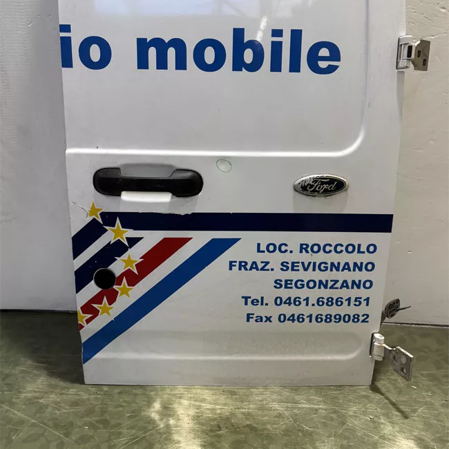 Porta carico posteriore a battente destra braccio riteg 270°