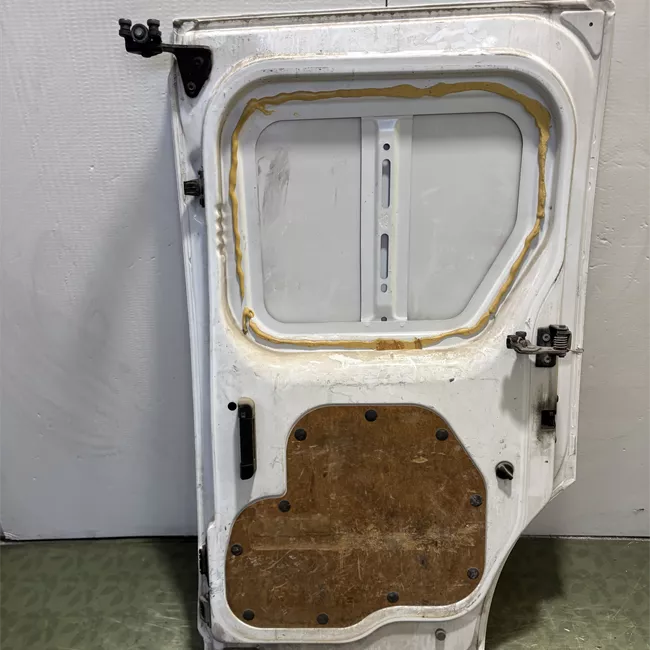 Porta posteriore destra