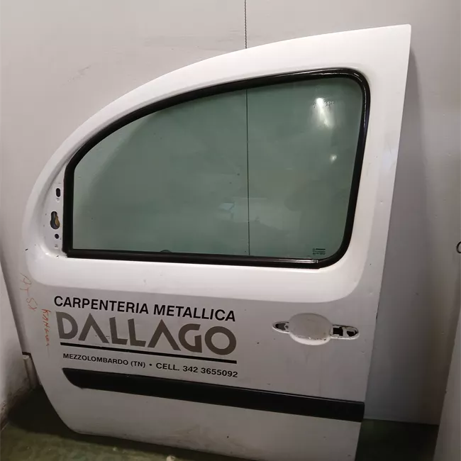 Porta anteriore sinistra