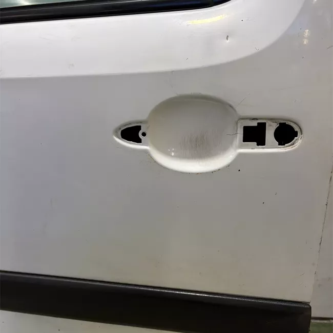 Porta anteriore sinistra