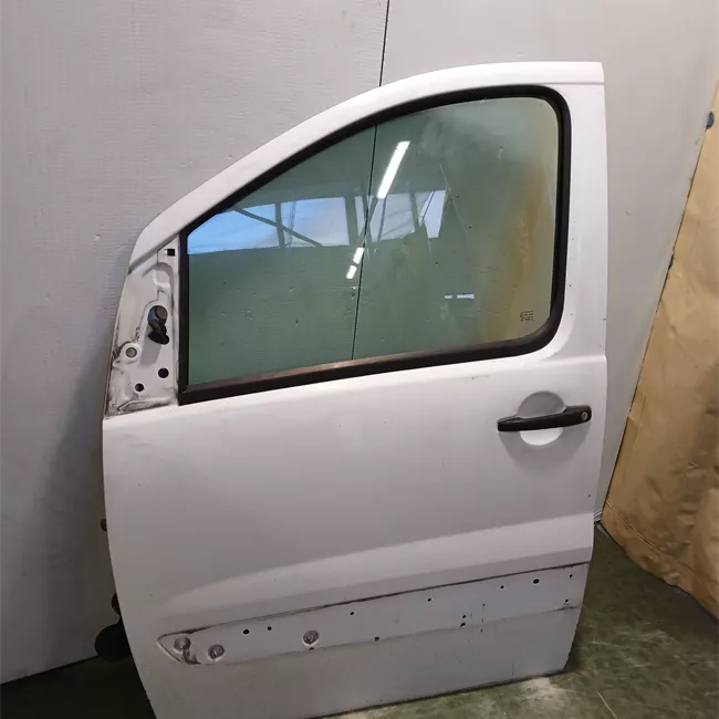 Porta anteriore sinistra