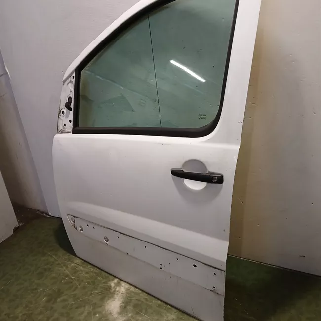 Porta anteriore sinistra