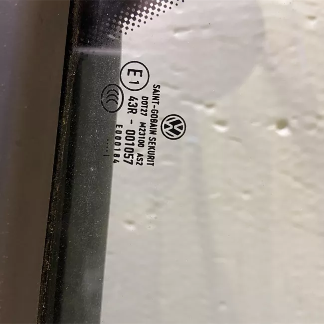 Porta posteriore destra