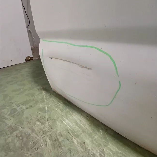 Porta anteriore destra