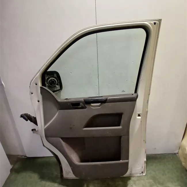 Porta anteriore destra