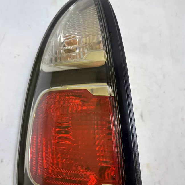 Fanale posteriore sinistro