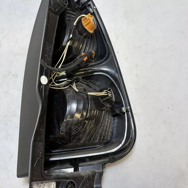 Fanale posteriore sinistro