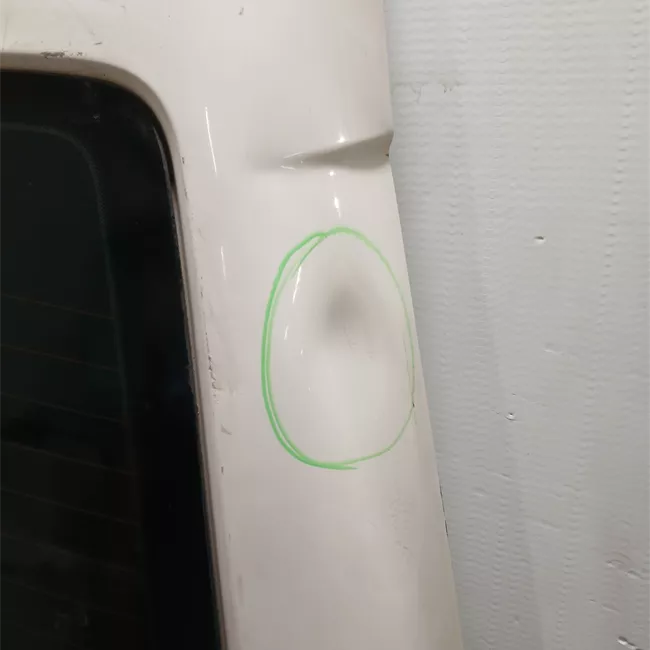 Porta carico posteriore a battente destra