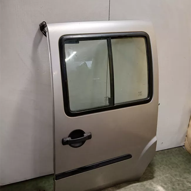 Porta posteriore sinistra