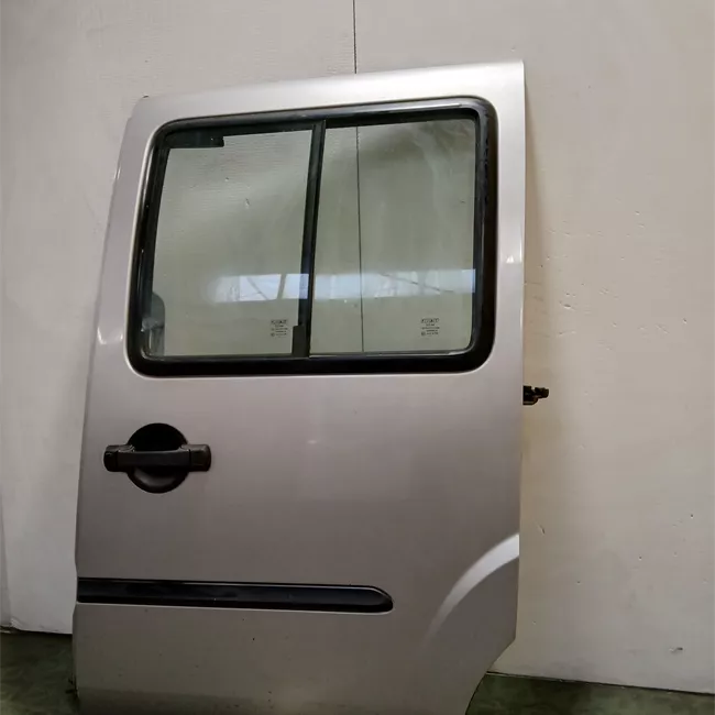 Porta posteriore sinistra