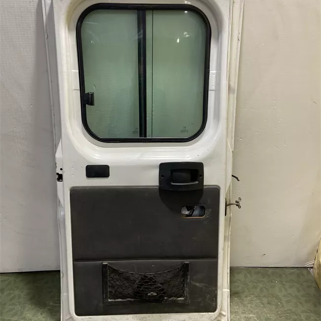 Porta posteriore destra