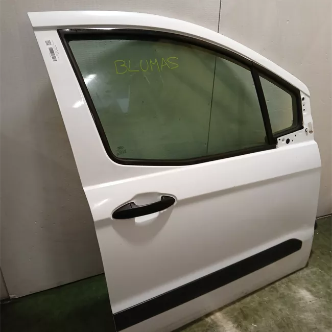 Porta anteriore destra