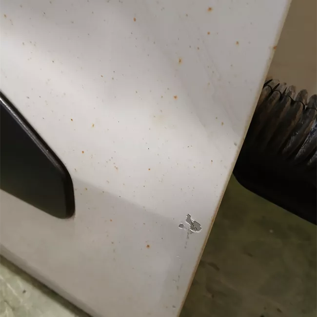 Porta anteriore destra