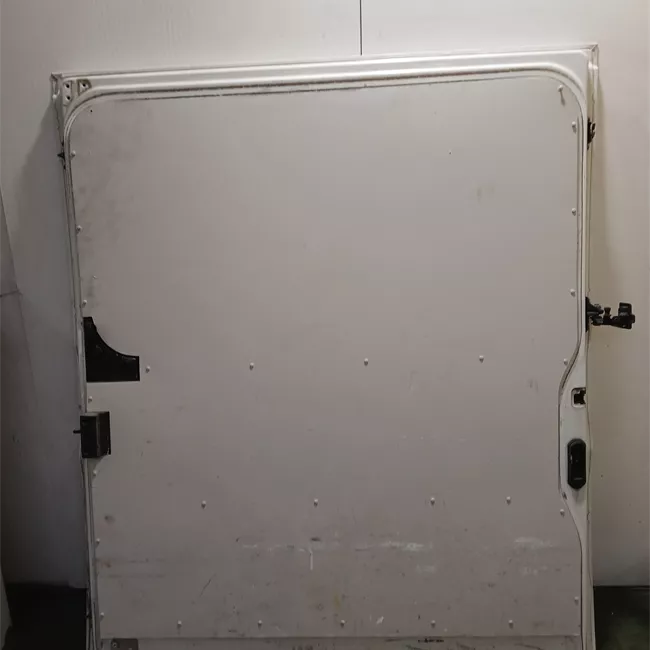 Porta posteriore destra