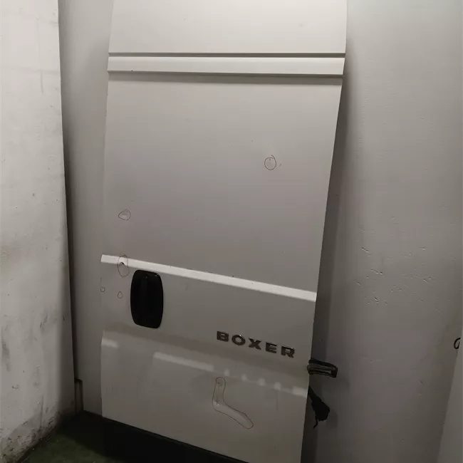 Porta carico posteriore a battente destra Lamierata