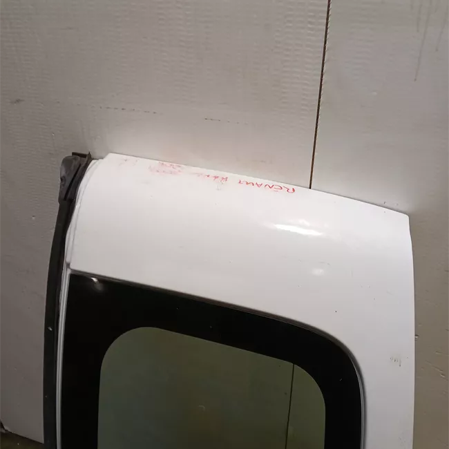 Porta carico posteriore a battente destra