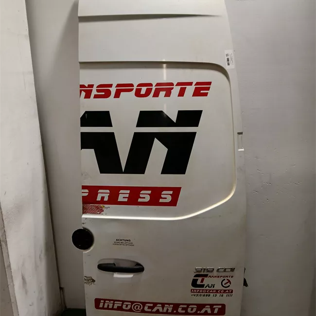 Porta carico posteriore a battente destra Lamierata