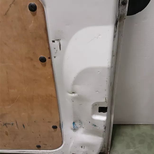 Porta carico posteriore a battente destra Lamierata