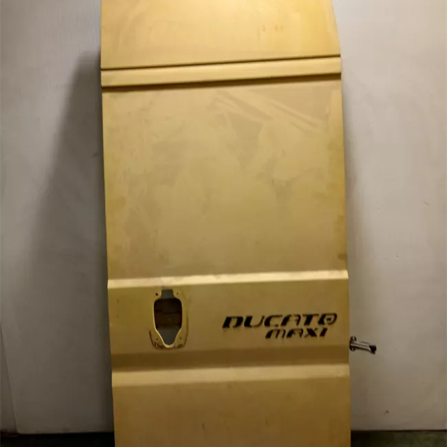 Porta carico posteriore a battente destra