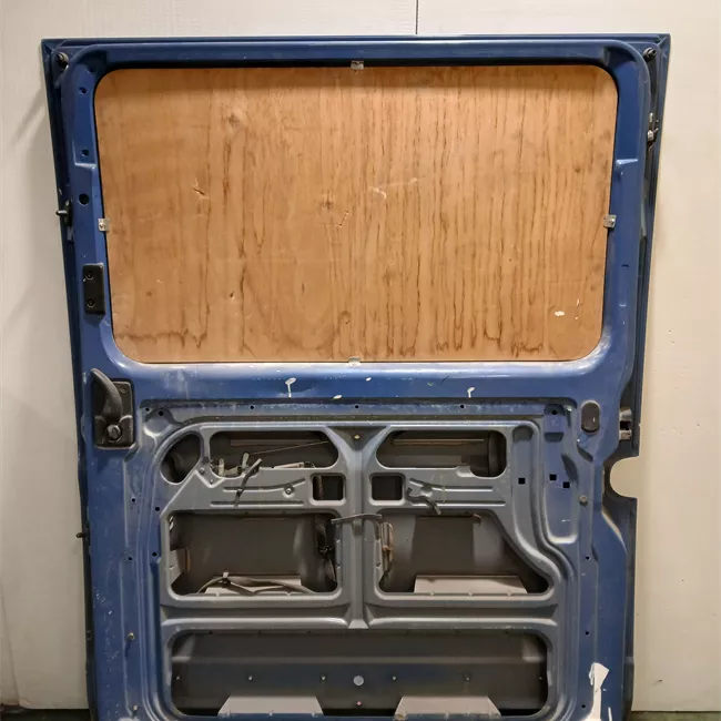 Porta posteriore destra