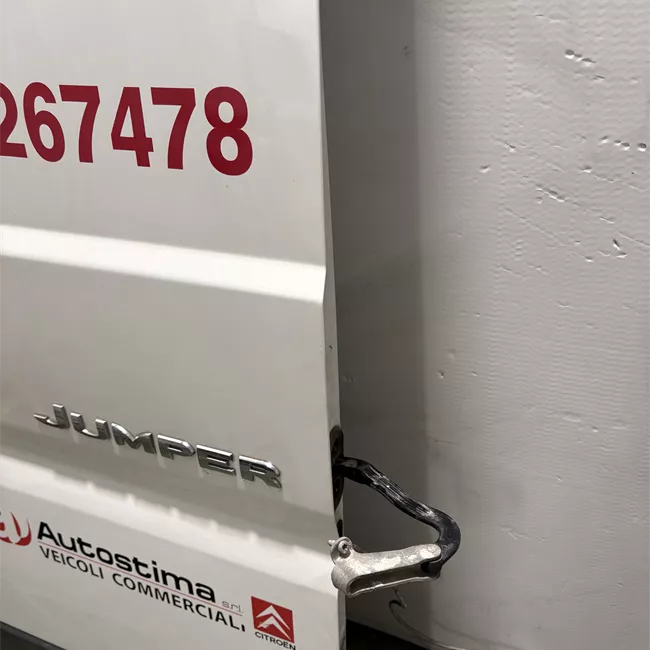 Porta carico posteriore a battente destra Lamierata