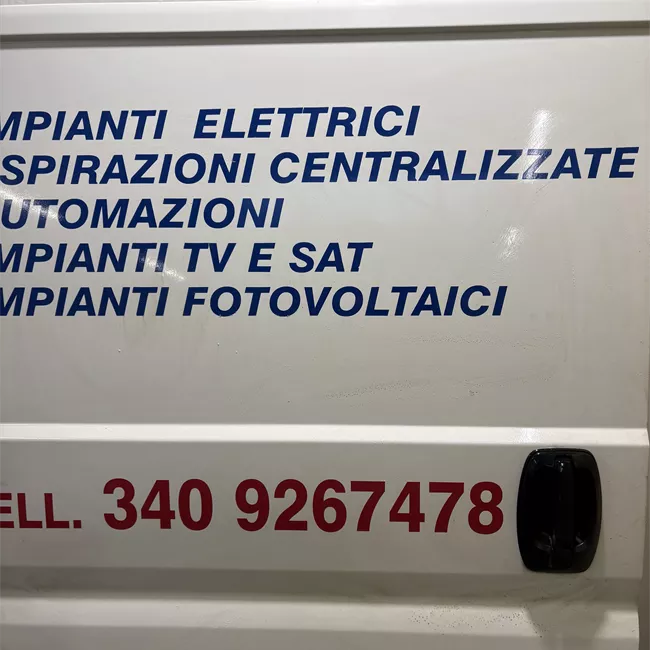 Porta posteriore destra