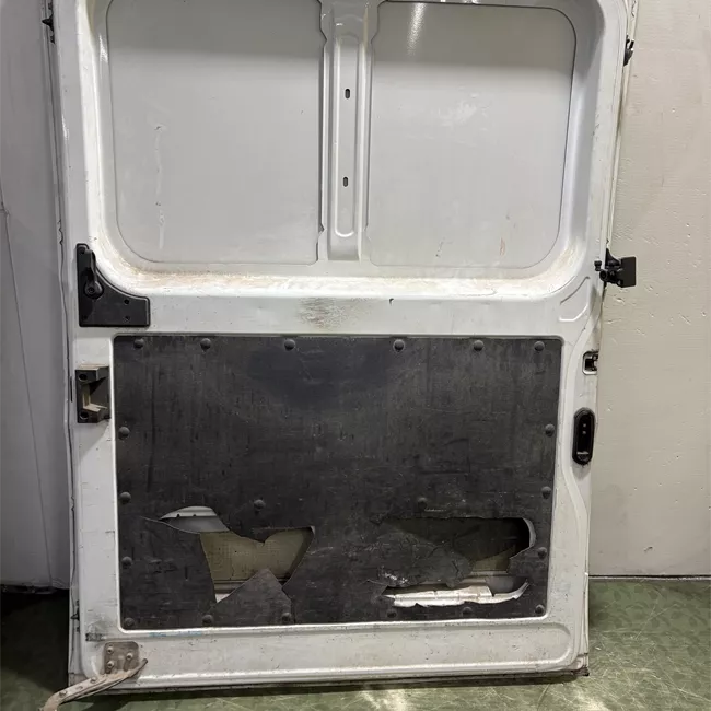 Porta posteriore destra