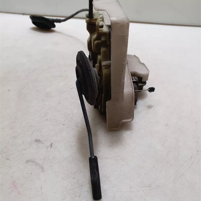 Serratura porta anteriore destra